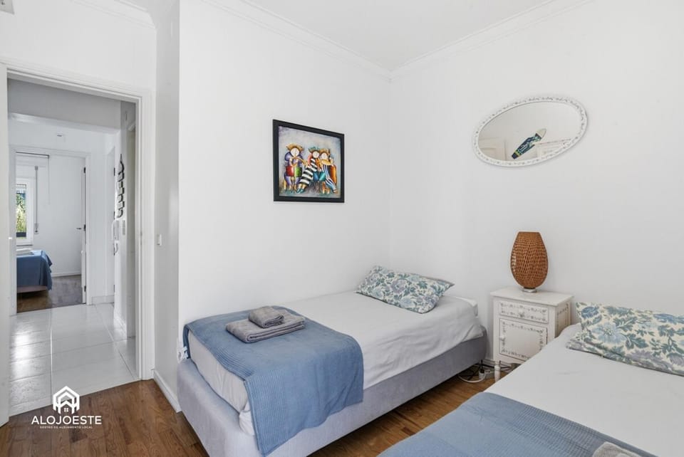 BC Beach House - Santa Cruz Apartment in Lisbon District
