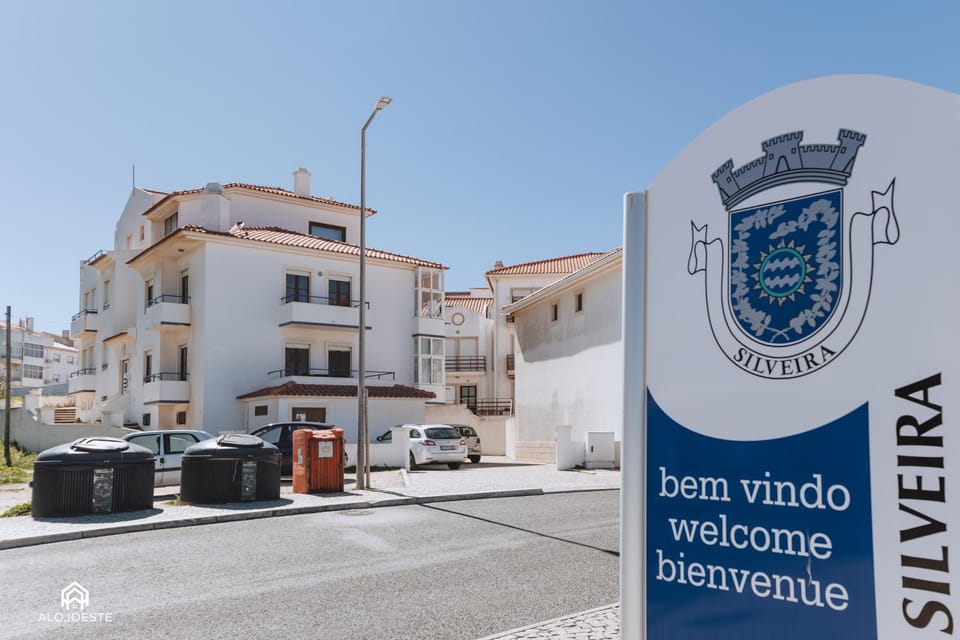 Property building, Neighbourhood, Street view, Location