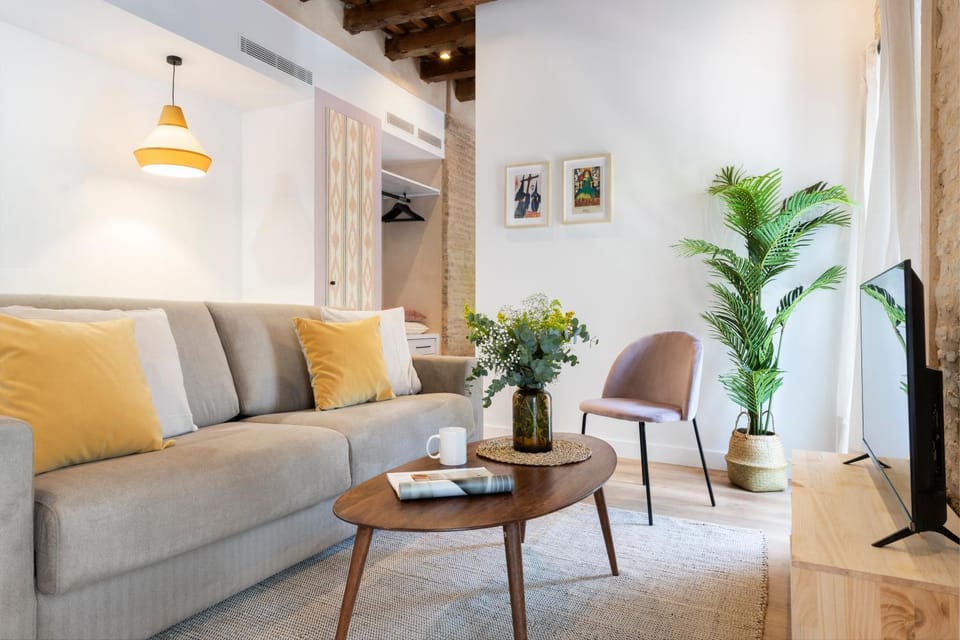 TV and multimedia, Living room, air conditioner