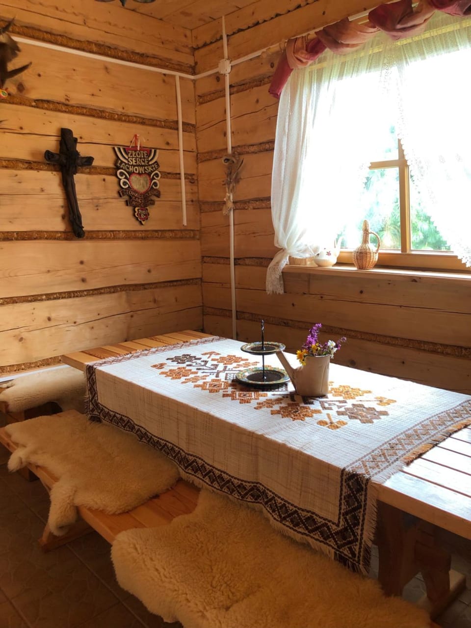 Food and drinks, Dining area