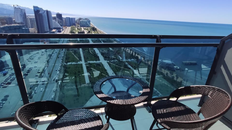 Xenos Beach Tower Apartment in Batumi