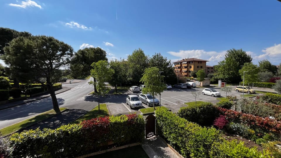 Garden view, Parking