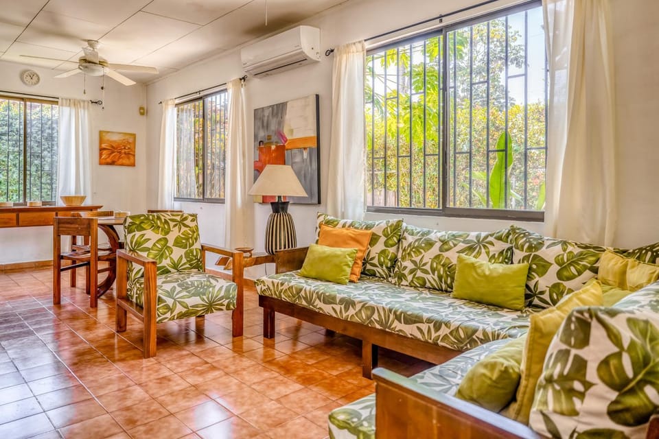 Casa Iorio House in Jaco