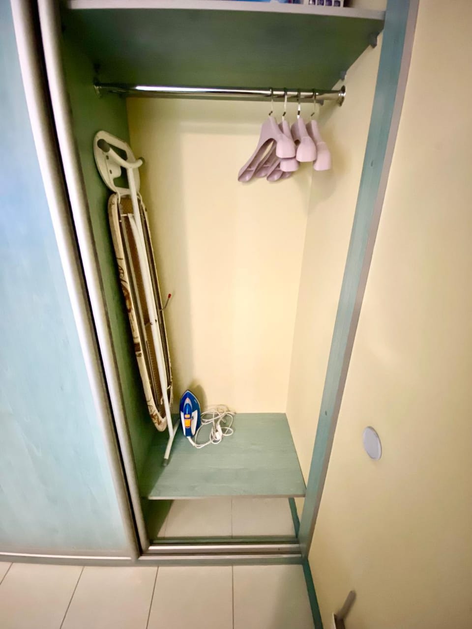 flat iron, wardrobe