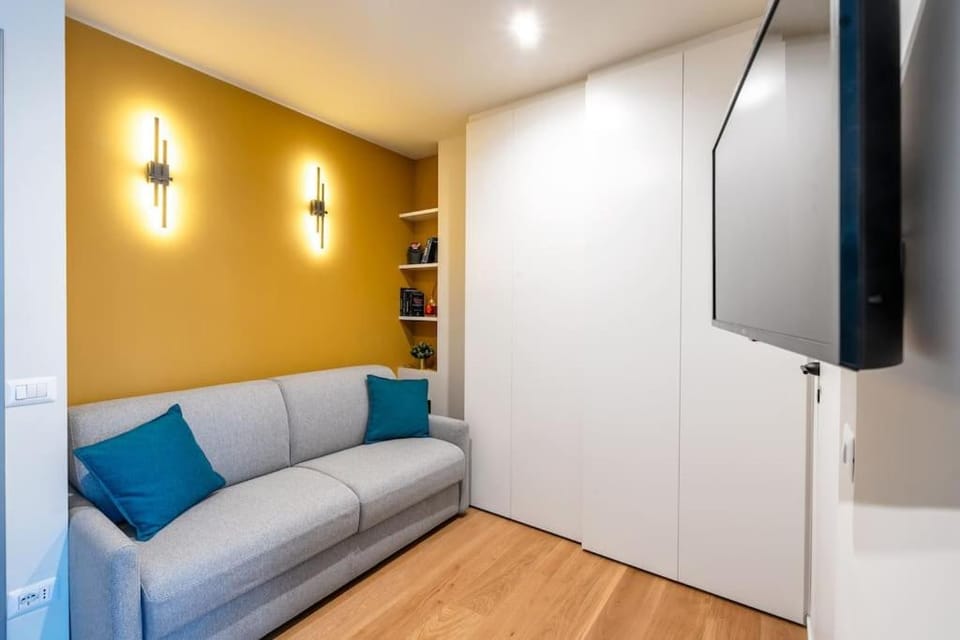 TV and multimedia, Living room, wardrobe