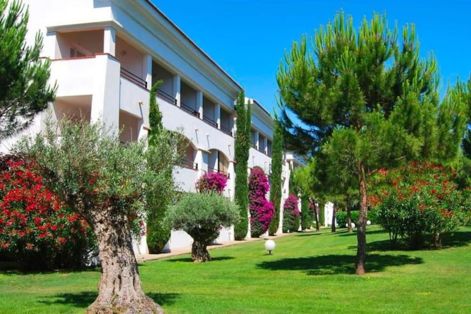 Appt dans résidence avec piscines et plage privées Apartment in Corsica