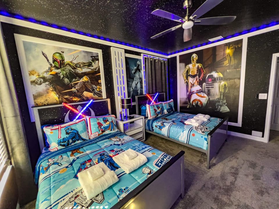 Bed, Photo of the whole room, Bedroom