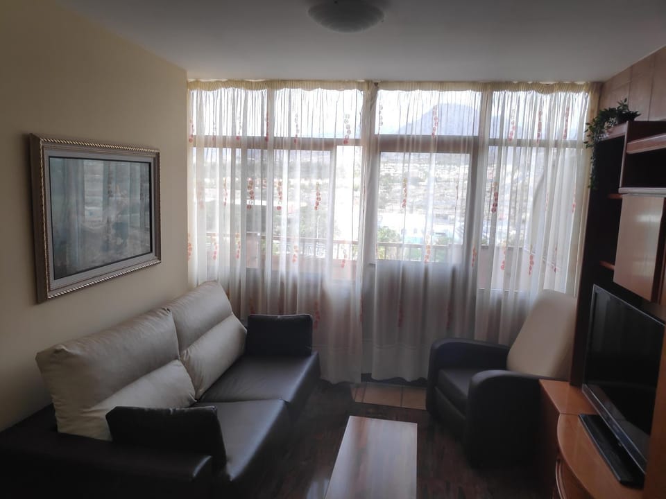Safrán Holiday Penthouse Apartment in Los Cristianos