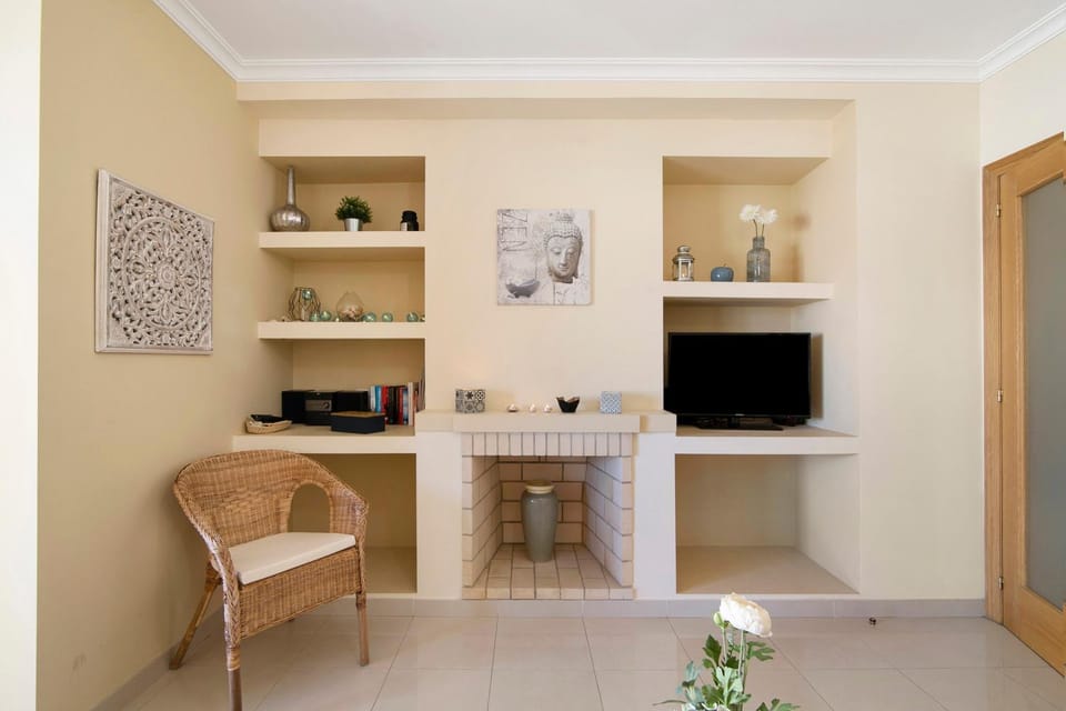 Property building, Living room