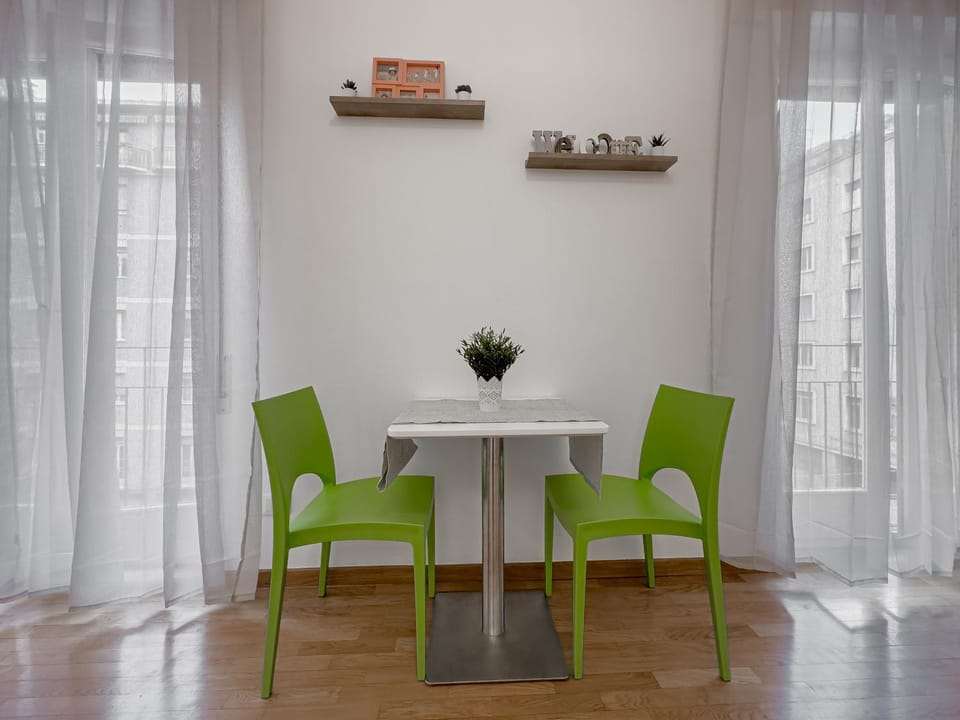 Realkasa Amendola 6 Apartment in Bologna