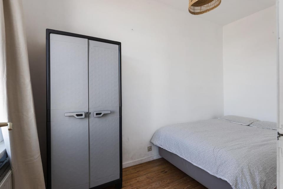 Cozy Antwerp - Zurenborg Skyline Apartment in Antwerp