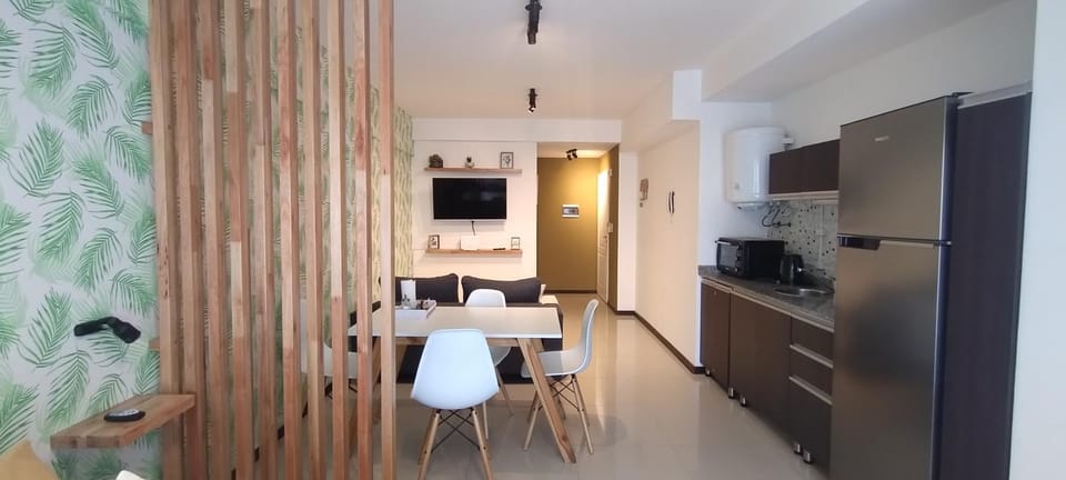Communal lounge/ TV room, TV and multimedia, Kitchen or kitchenette, Living room, Dining area