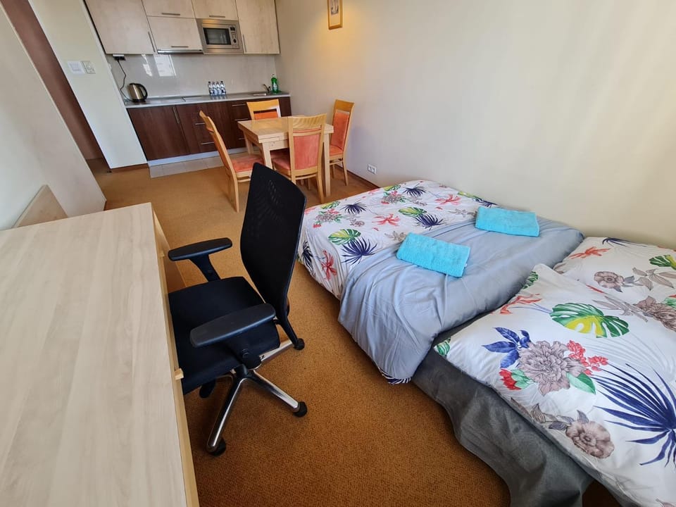 10Q - Z6 Apartament 1002 Apartment in Warsaw