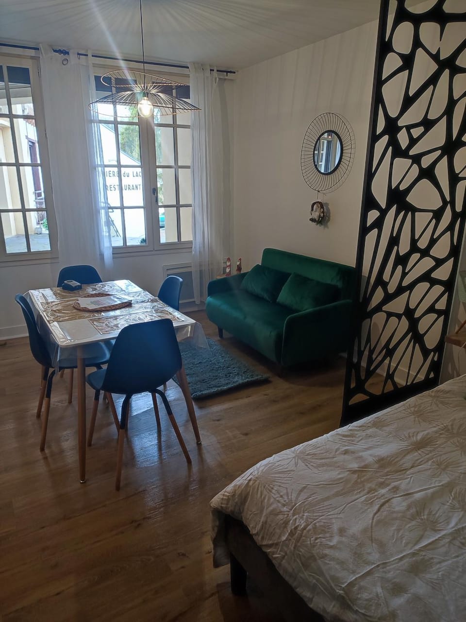 Studio plein centre face au lac, cave vélo Apartment in Bagnoles de l'Orne Normandie