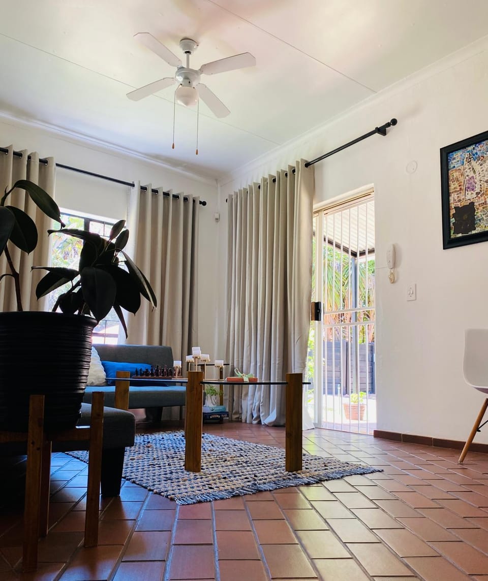 The White House Apartment in Gauteng