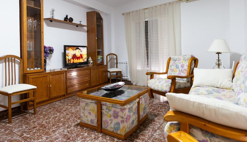 Communal lounge/ TV room