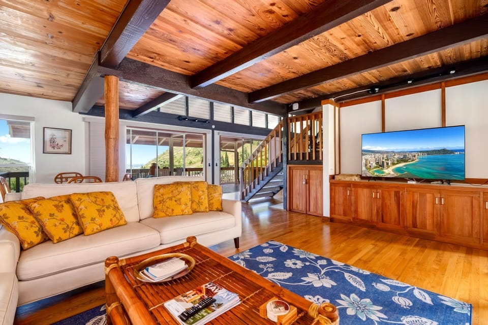 Seabreeze Hawaii Kai - 30-Night Minimum House in Hawaii Kai
