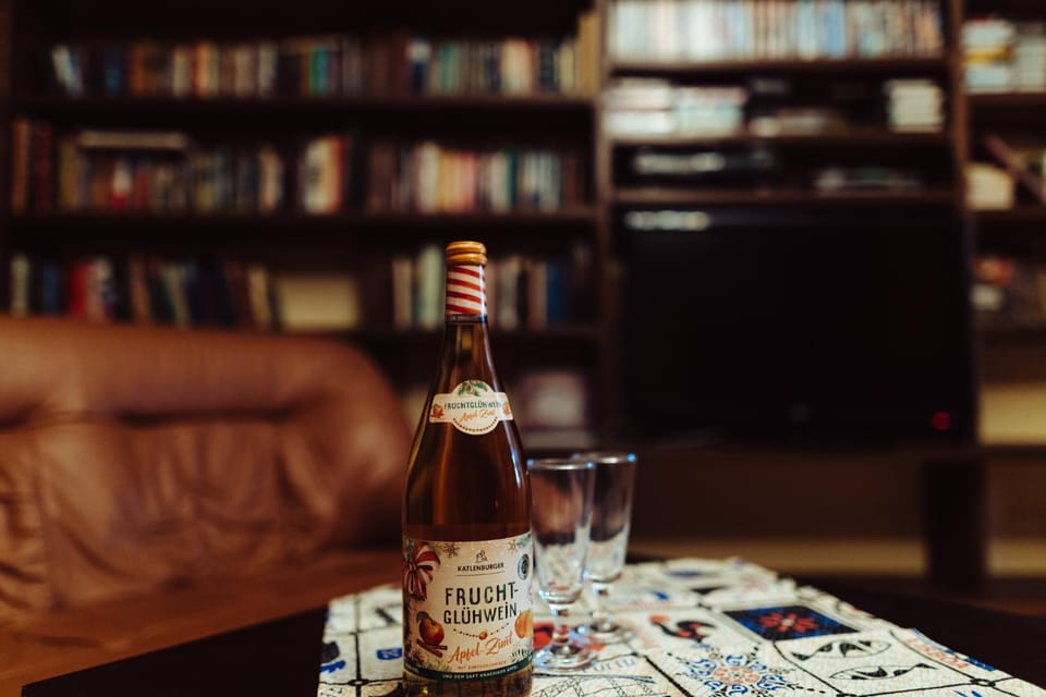 Library, Drinks, Alcoholic drinks