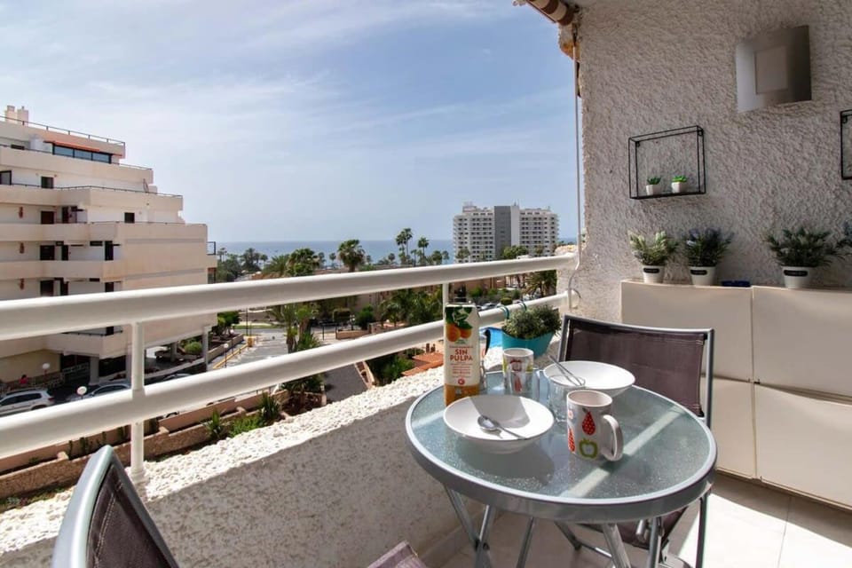 Borinquen 1 - Studio with amazing sea and pool views Apartment in Costa Adeje