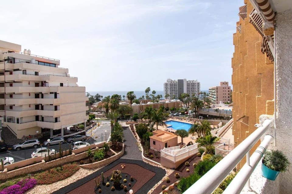Borinquen 1 - Studio with amazing sea and pool views Apartment in Costa Adeje