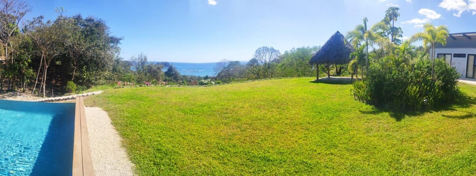 Garden, Sea view, Swimming pool