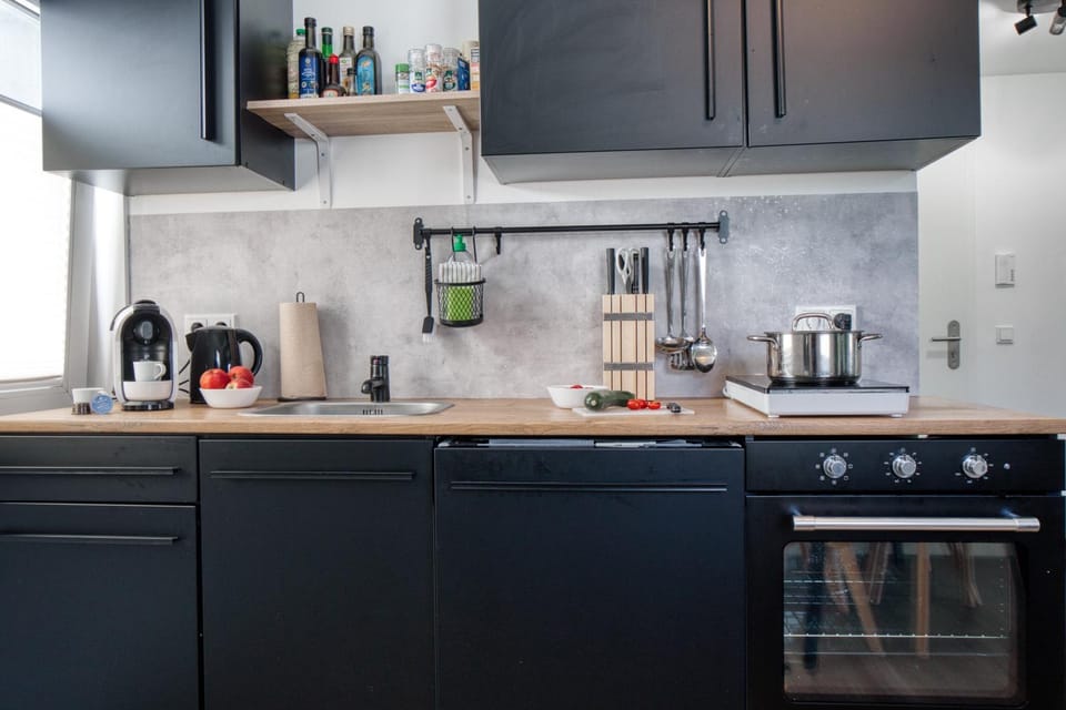 Coffee/tea facilities, Kitchen or kitchenette, dishwasher, minibar, stove, toaster