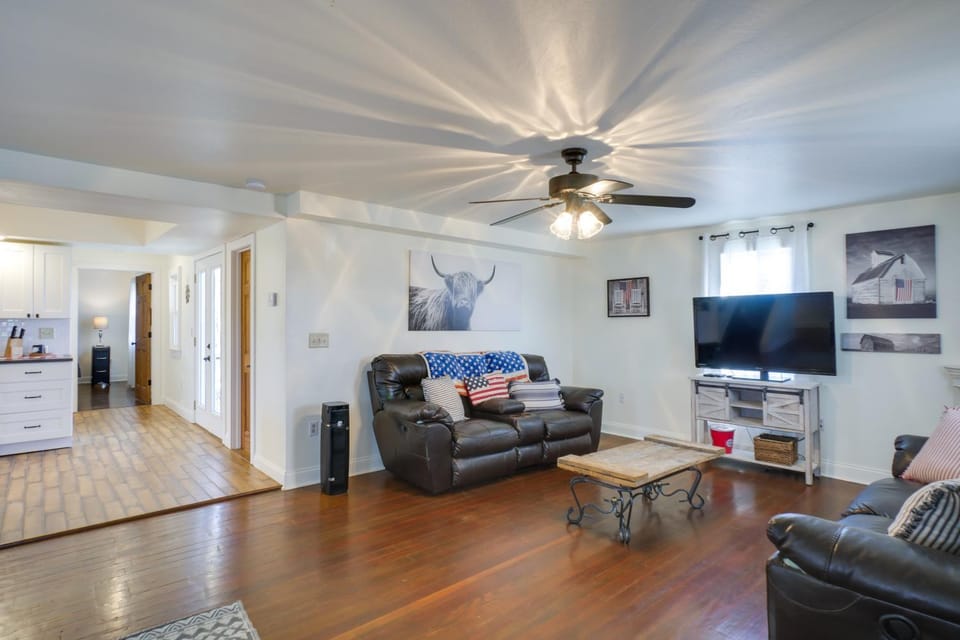 Spacious Missouri Vacation Rental with Fire Pit! House in Ozark Mountains