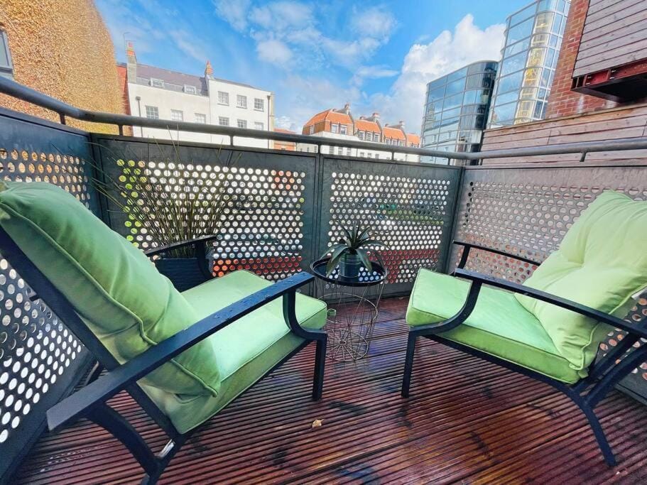 Bristol City Stays - 1 Bed - Pembroke Court Apartment in Bristol