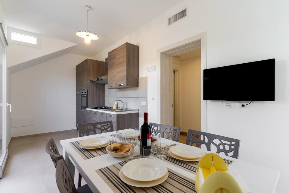 TV and multimedia, Dining area, Lunch, pet friendly, stove