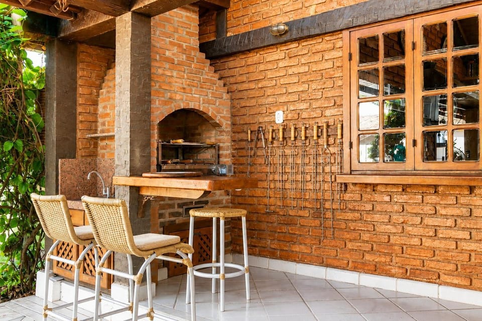 BBQ facilities, Seating area, Area and facilities
