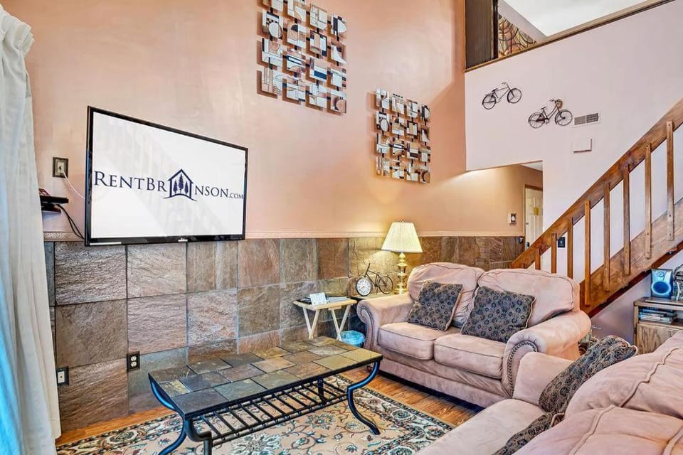 Scotch Pine with loft -- 1310 House in Indian Point