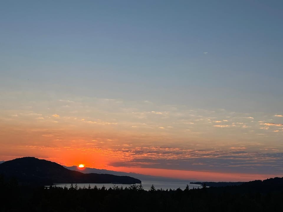 Shambhala Retreat-Zen Suite Bed and Breakfast in Vancouver Island