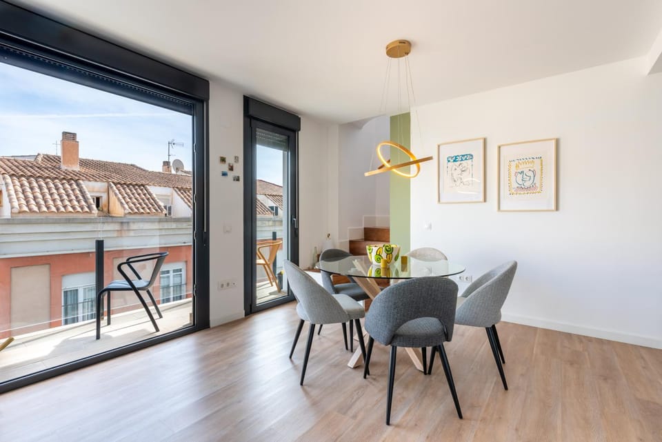 Balcony/Terrace, Dining area