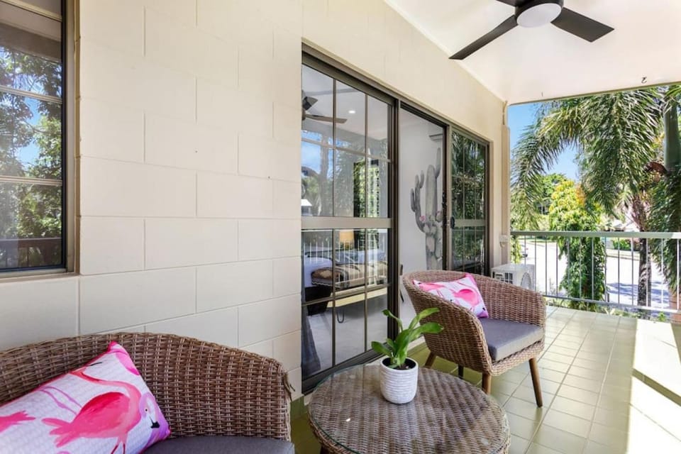 View (from property/room), Balcony/Terrace, Seating area, Pool view, fireplace