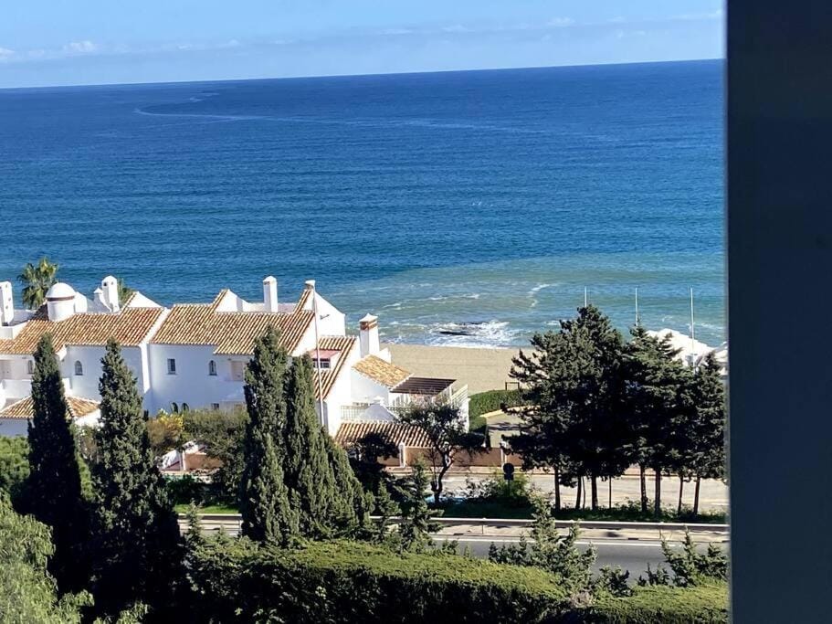 Torrenueva Lux Seaview Apartment close to Marbella Apartment in Costa del Sol