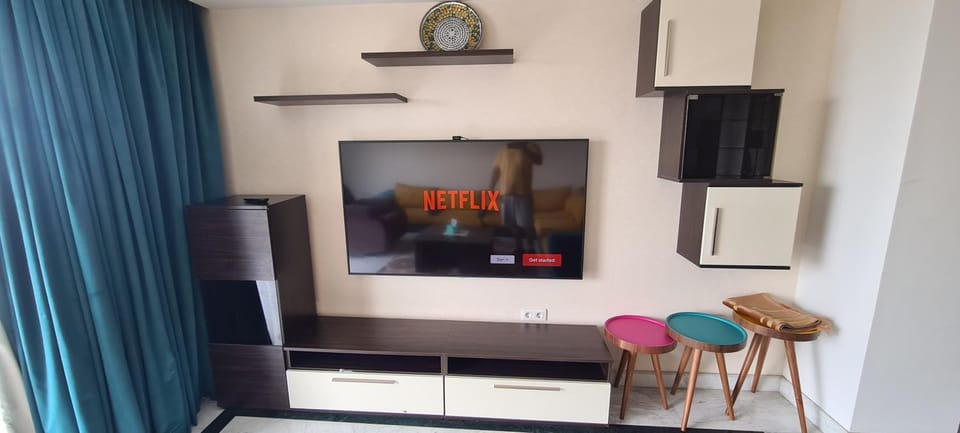 TV and multimedia, Seating area