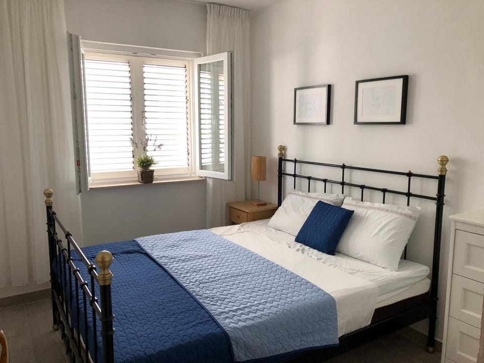 More Mare Apartment in Šibenik-Knin County, Croatia