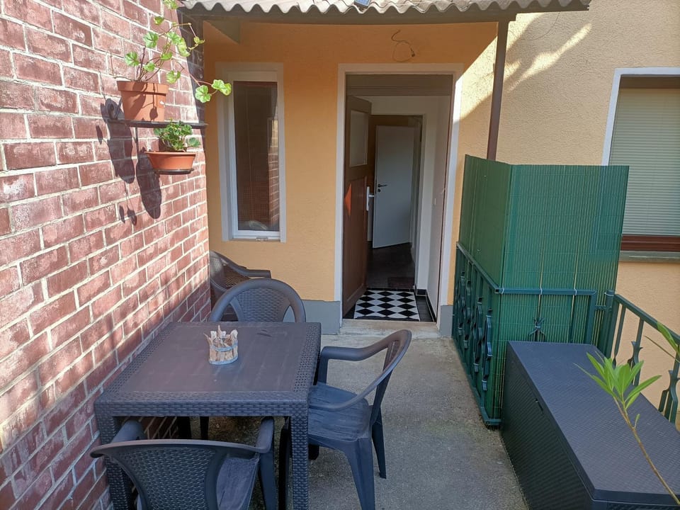 Balcony/Terrace, Seating area