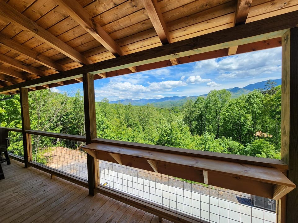 Pooling Around #200 House in Gatlinburg