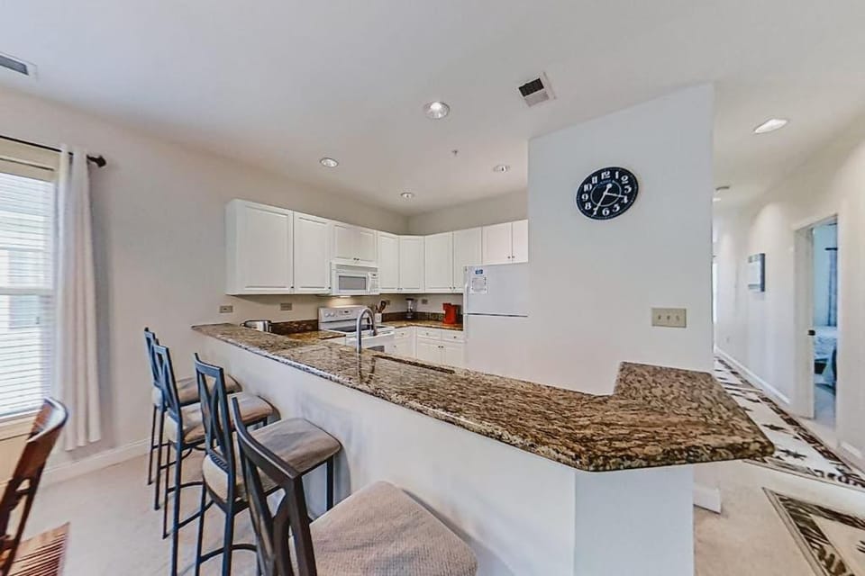 World Tour Retreat Apartment in Carolina Forest