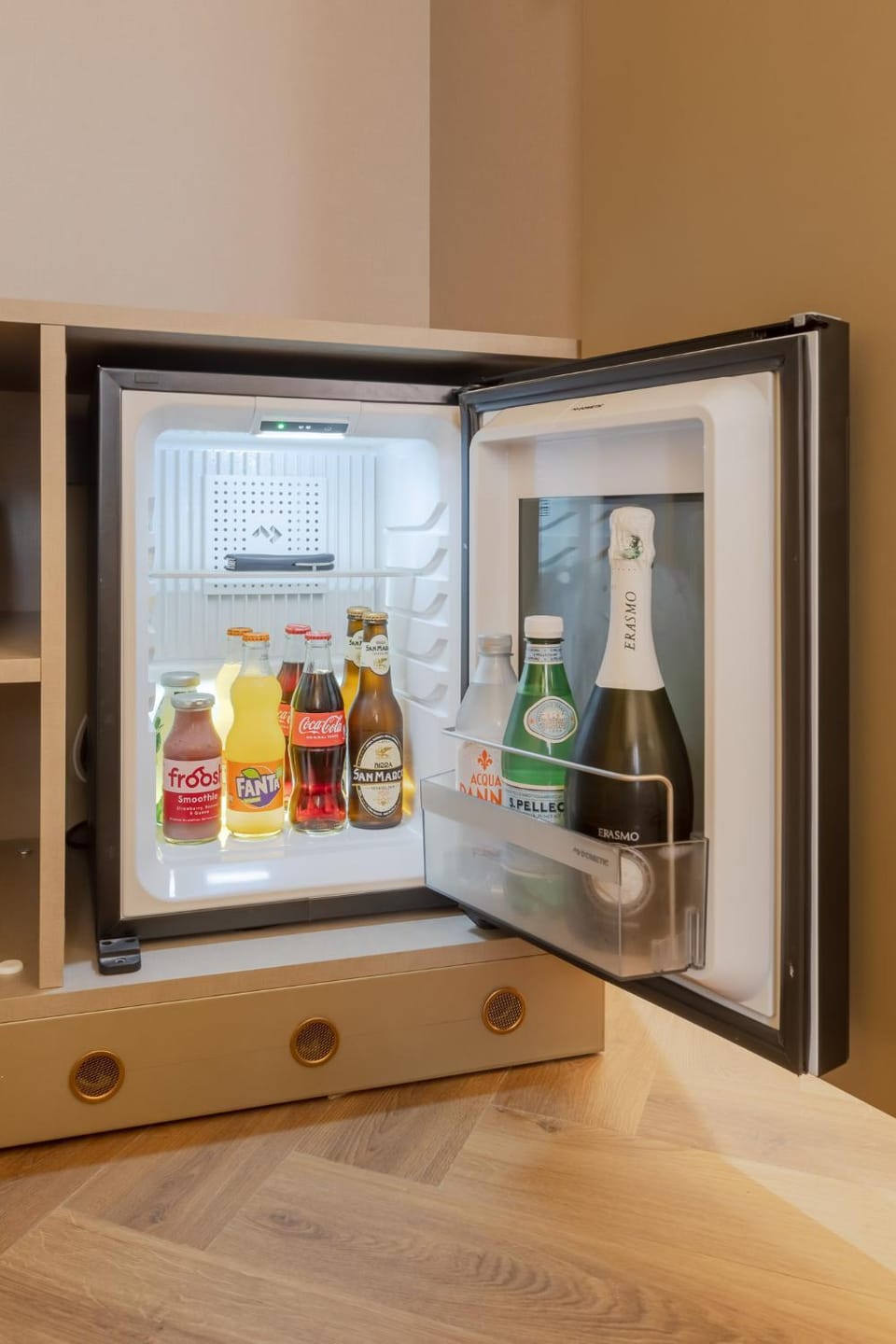 minibar