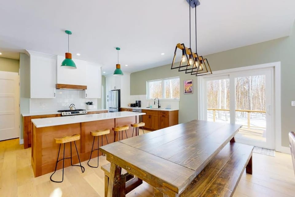 On Mountain Time House in Carrabassett Valley