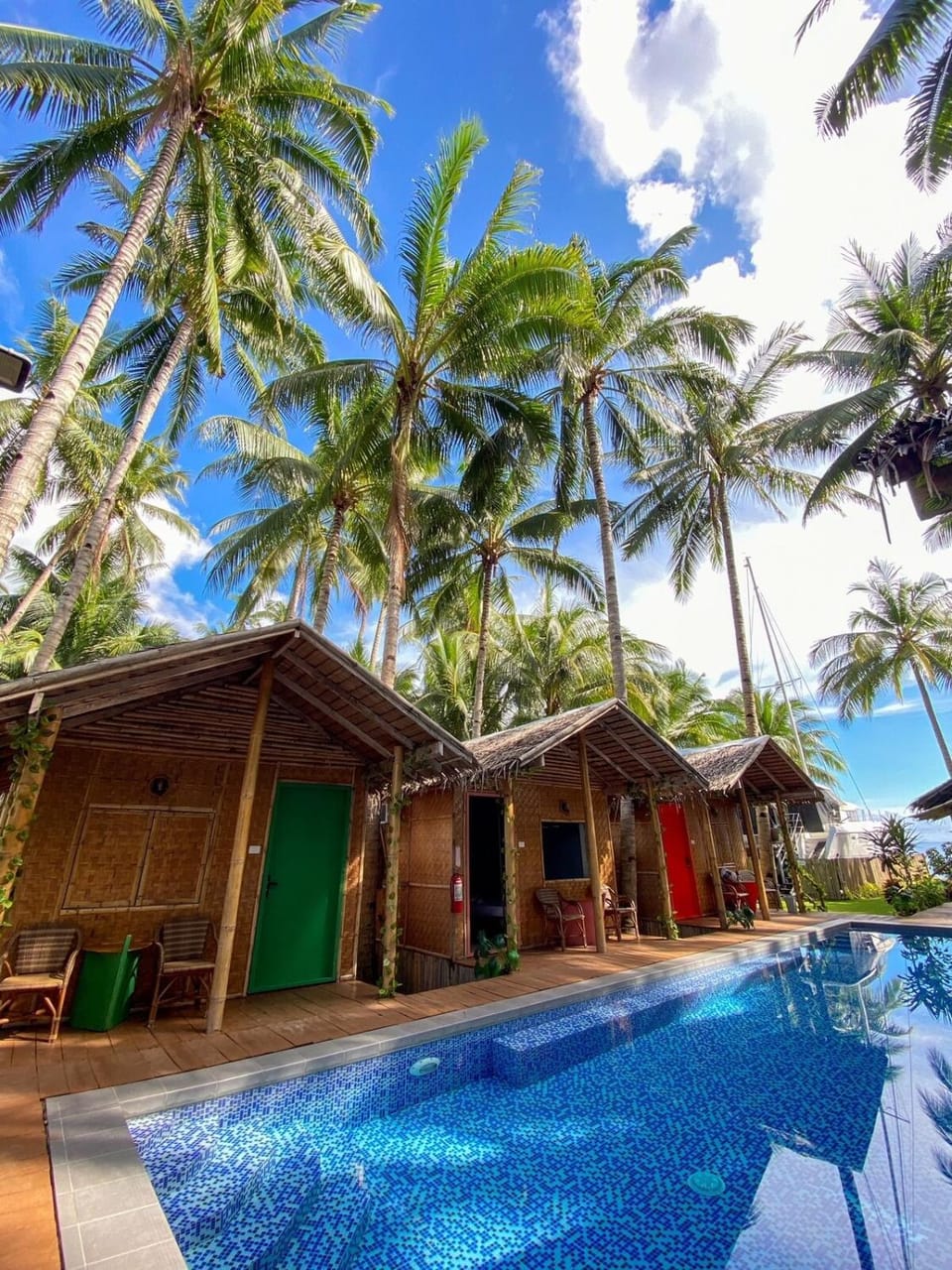 Swimming pool