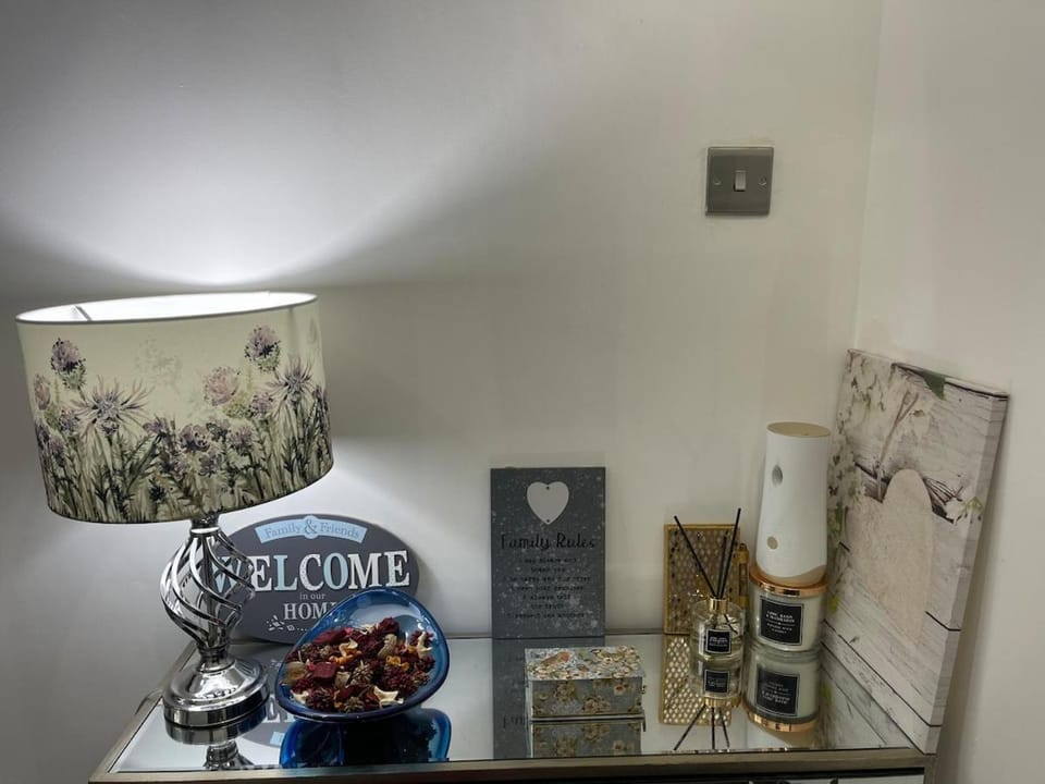 Luxury Holiday Home House in Stretford