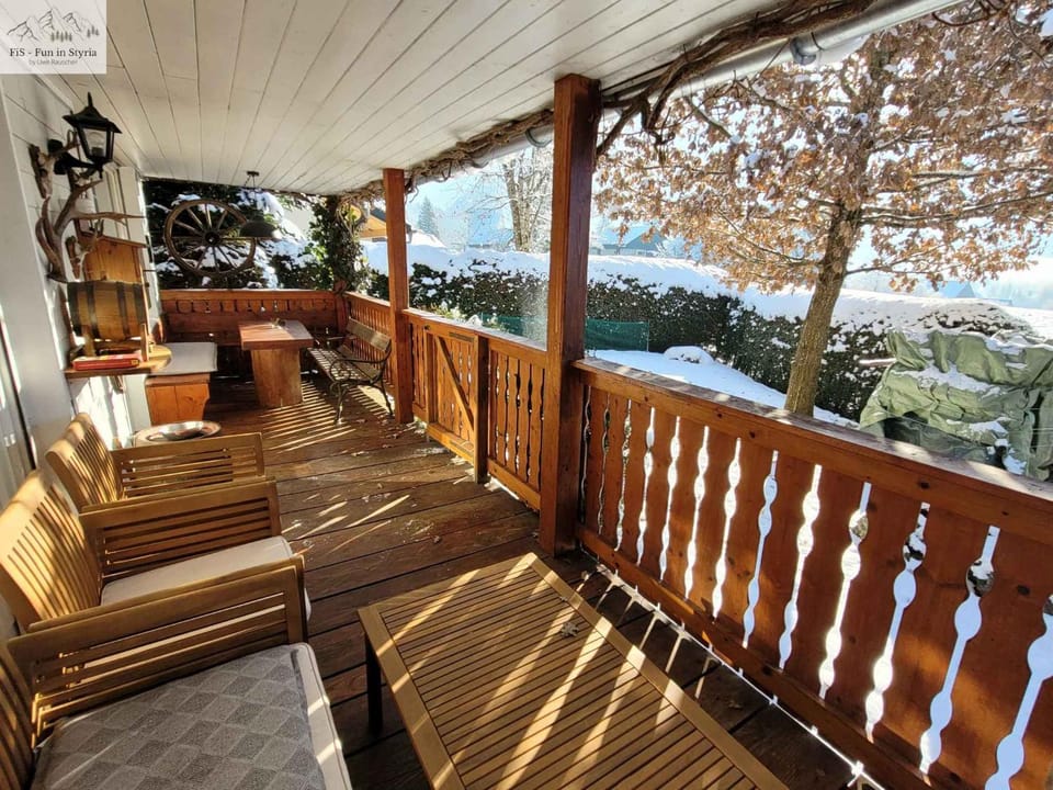 Nearby landmark, Winter, Garden