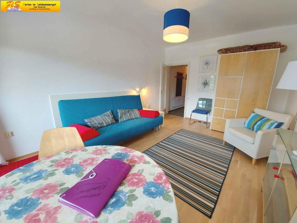 Bed, TV and multimedia, Seating area, Dining area