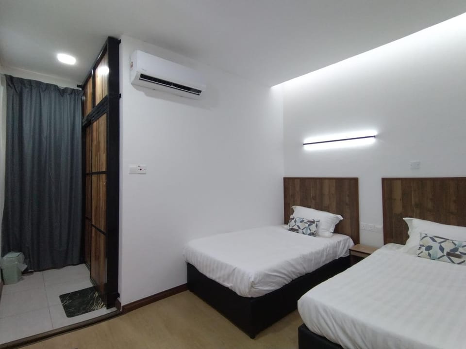 Bed, Bedroom, air conditioner