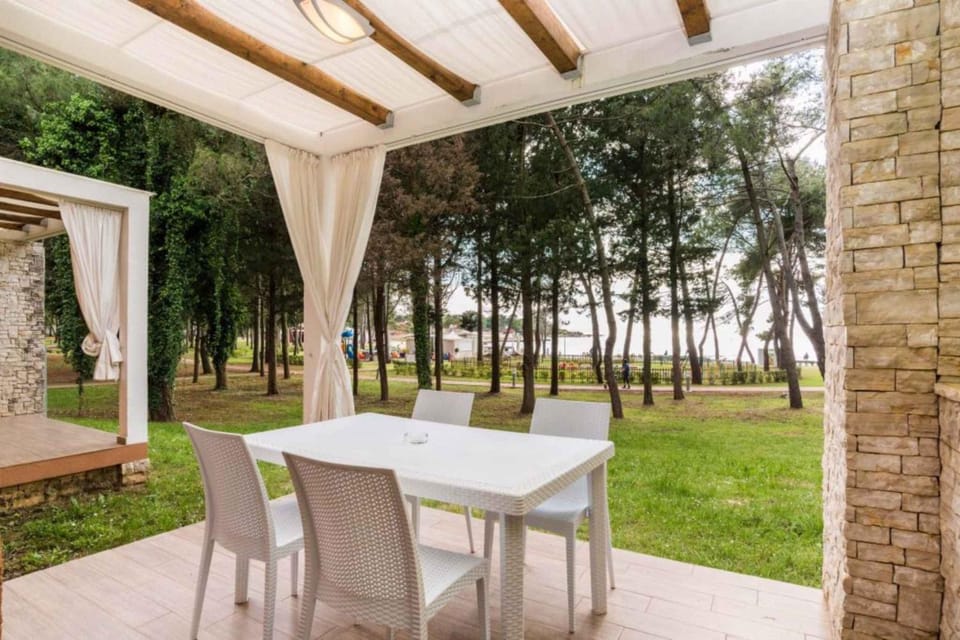 Garden, Balcony/Terrace