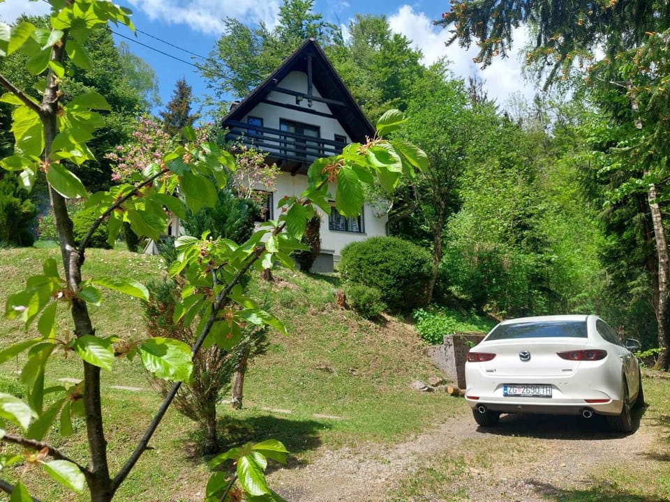 Summer, Parking