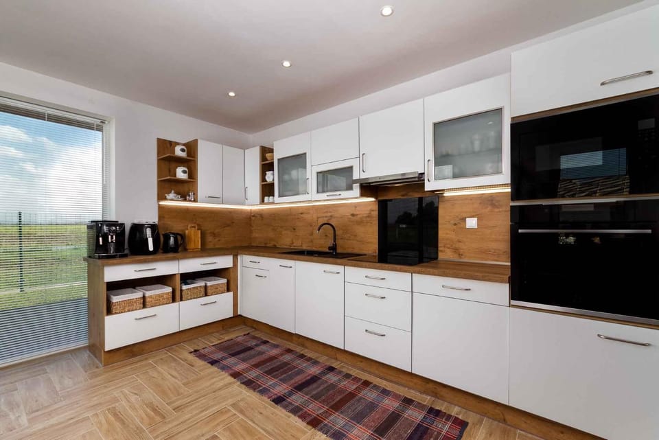 Coffee/tea facilities, Dining area